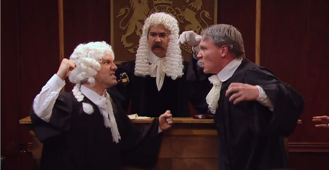 香港回归25年，这顶来自英国的假发戴着还有何意义？何不脱掉它？