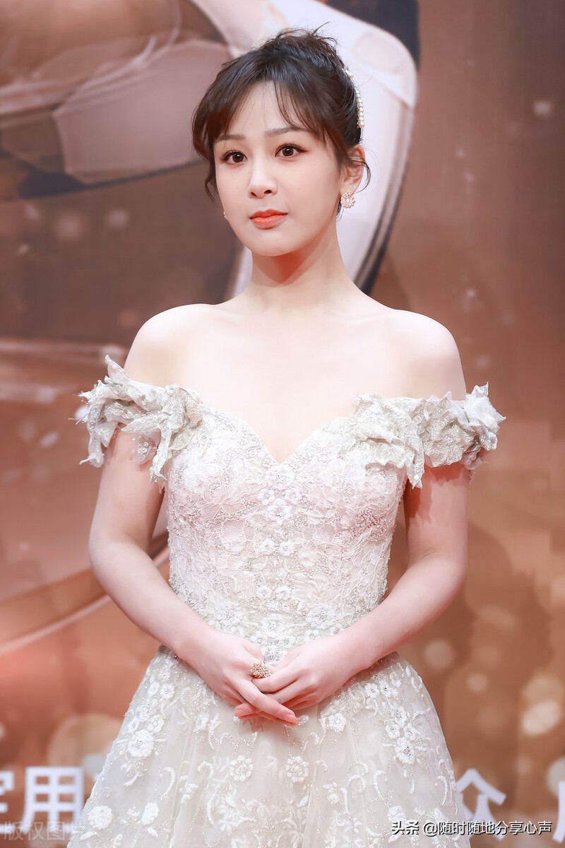 景甜与杨紫穿上礼服觉得谁会更美呢？