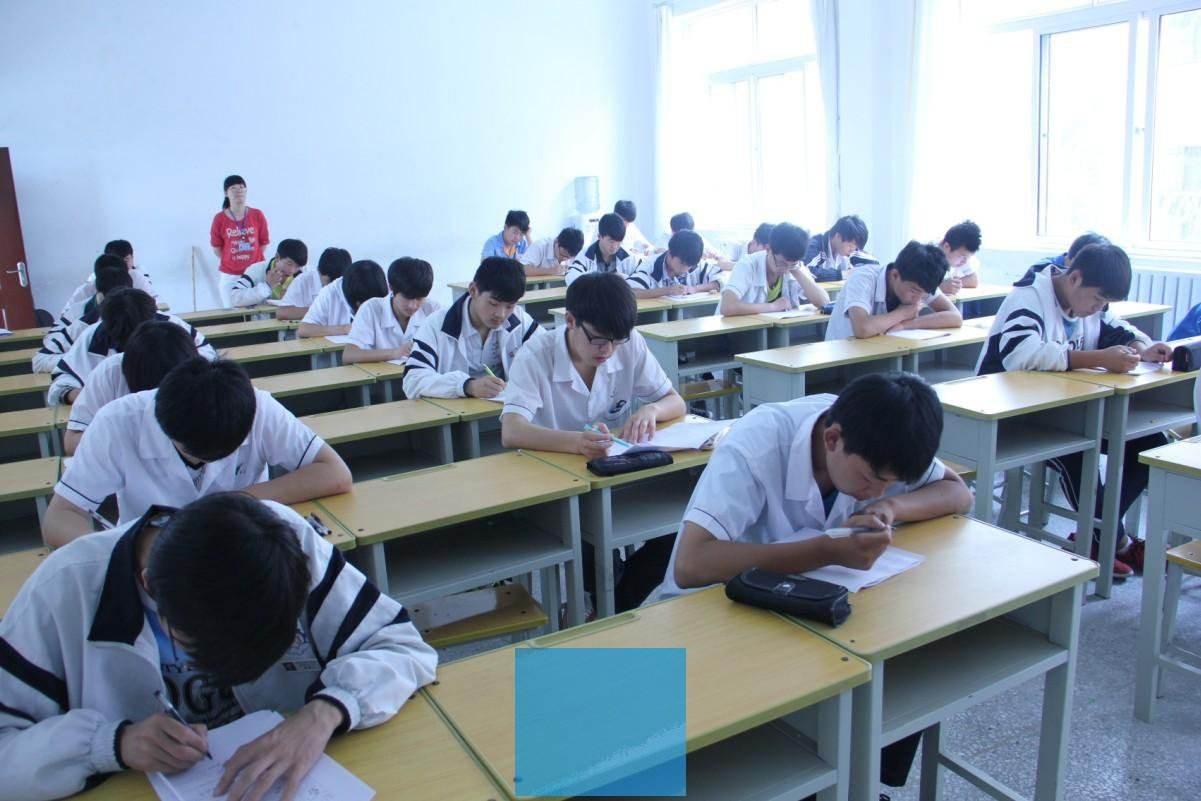 2022高考，只能考上“大专”，是不是人生就无望了？