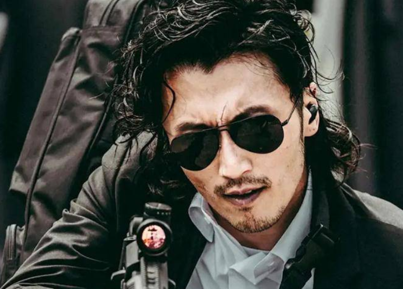 这6位男星，因拍戏差点命不保，一个比一个的“后遗症”严重