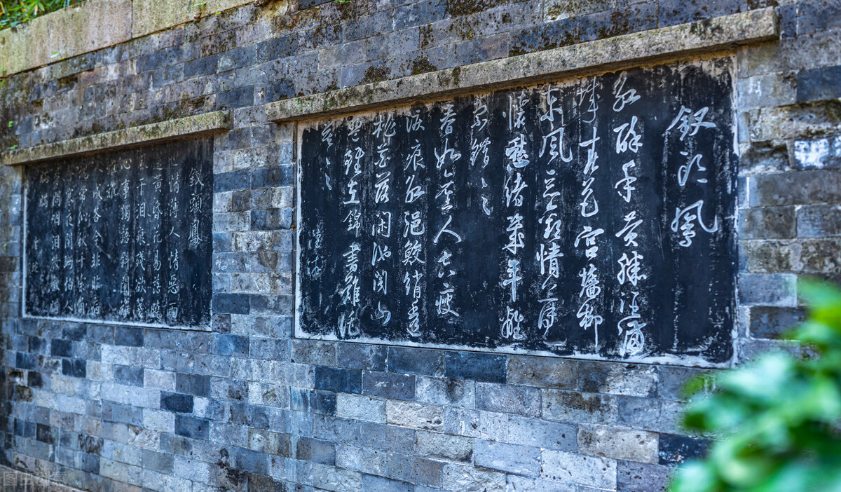 凄美的文章（陆游与唐婉的凄美爱情故事）