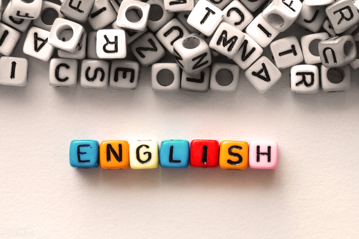 晚上好英语怎么说

Good evening in English - How to say good evening and other nighttime greetings in English conversation