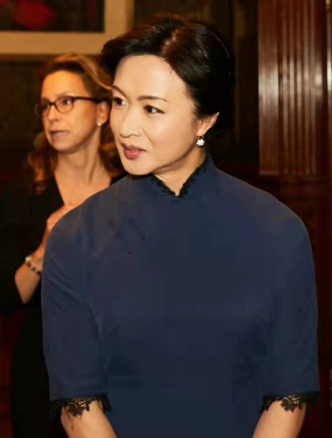 金星新综艺照片遭删除，官博宣传也没有名字，金星怒斥卫视求解释