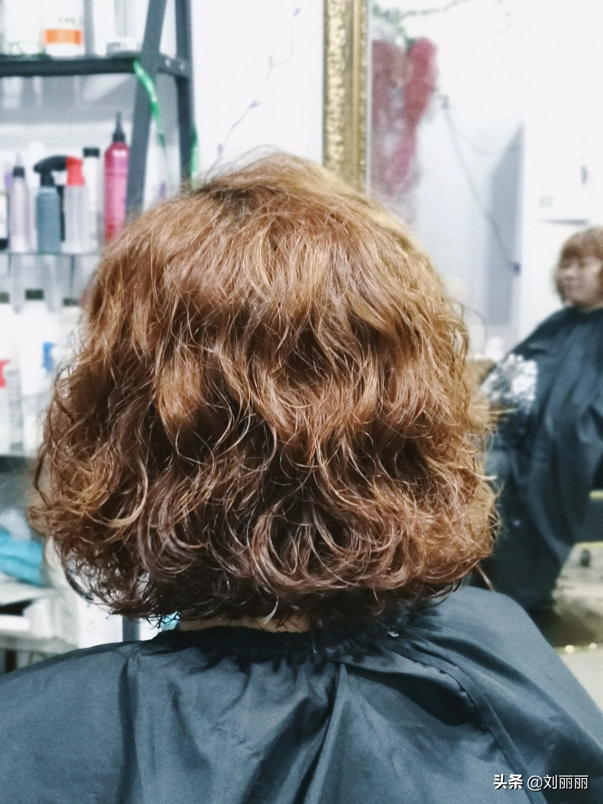 最火女士短发14款,烫卷剪短美美哒,看着很心动 第4张