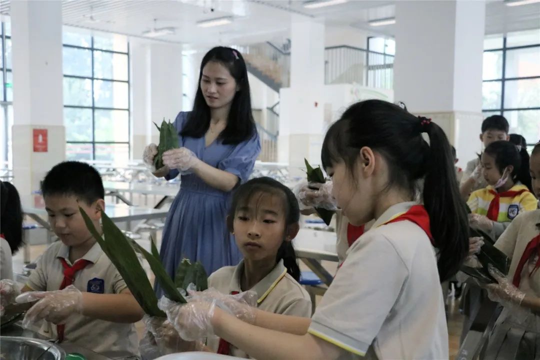 “粽”情端午 欢乐无限｜实验小学外国语学校工会委员会欢庆端午节