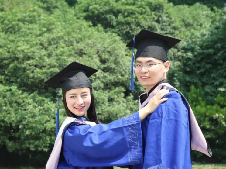 要尽量在大学找对象？男生家长的忠告很现实，大学生别不以为然