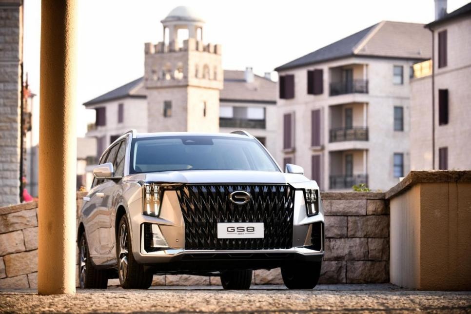 廣汽傳祺暖心承諾，M8福祉版下訂一個(gè)月交車