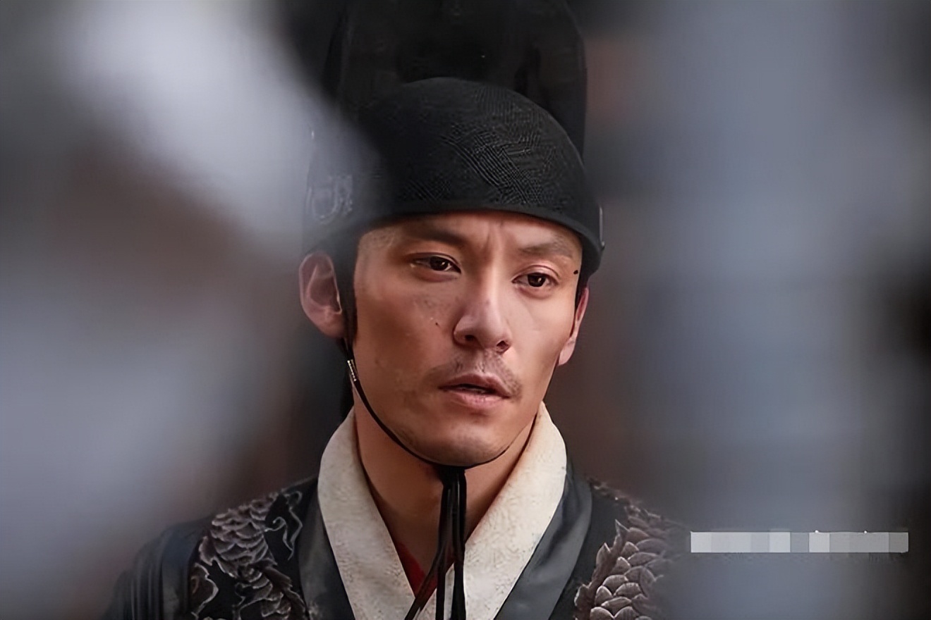 穿飞鱼服我只服这11位男星！穿上后个个化身为万人迷，霸气侧漏