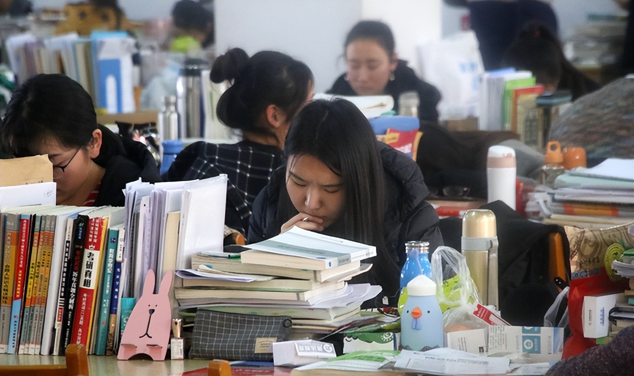 跨专业考研，有哪些优点与缺点？跨专业考研时需要注意哪些问题？