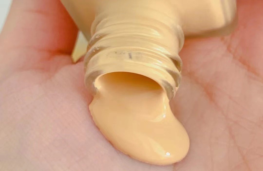 四款大牌霧面妝效“粉底液”測評，看看入哪款才是真的不踩雷？