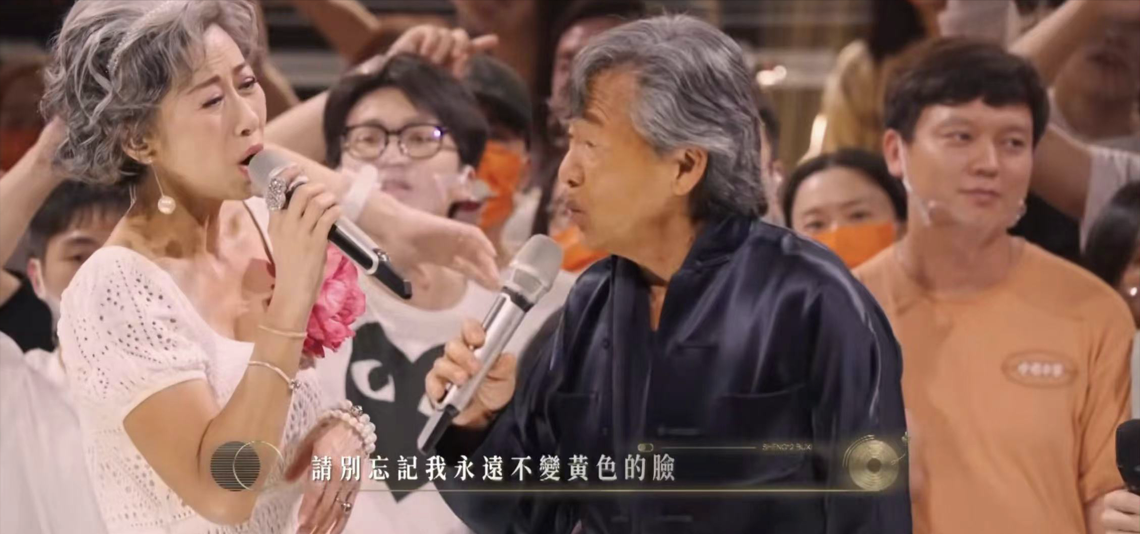 香港回归25周年晚会群星闪耀，四大天王不能聚首，汪明荃再挑大梁