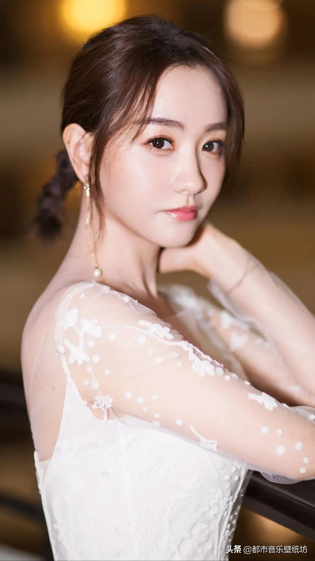 杨蓉高清时尚穿搭美图