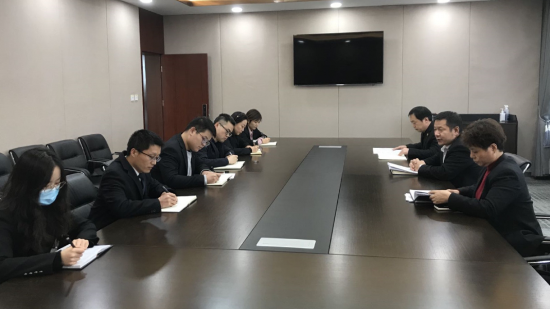 西安市雁塔区第十四次党代会精神在区法院引起热烈反响