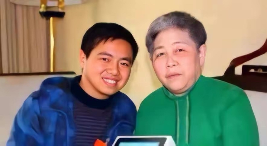 75岁的陶华碧：两个儿子，一个建烂尾楼，一个砸了“老干妈”招牌