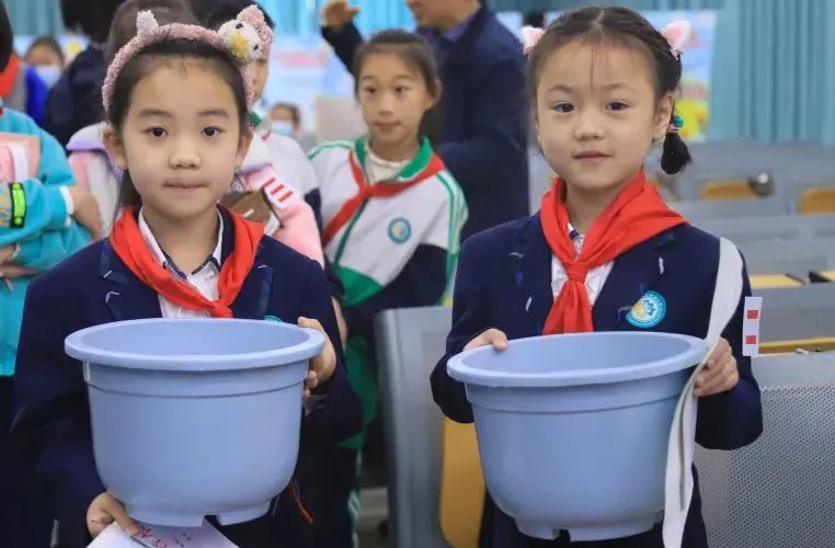 与你分享，我在四川天府新区南湖小学的精彩校园生活