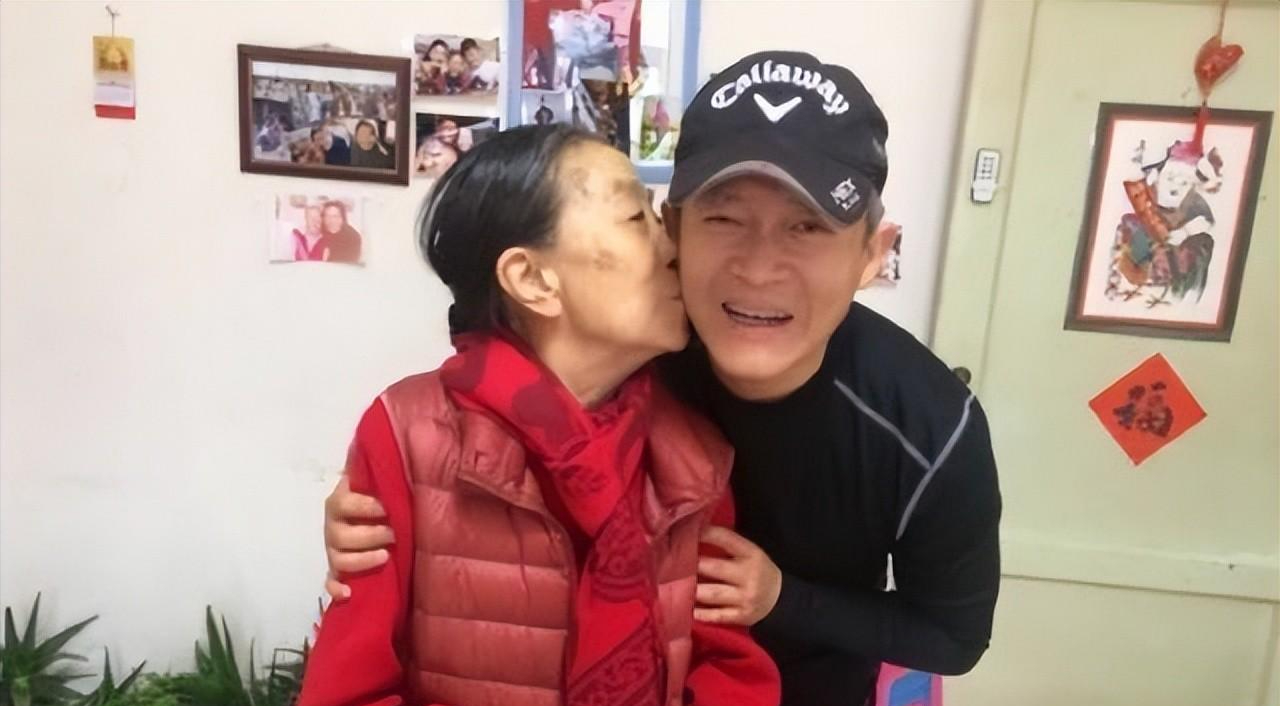 结局算是十分可怜,在张少华的死讯发布后,不少人在观察吴欢的态度,而