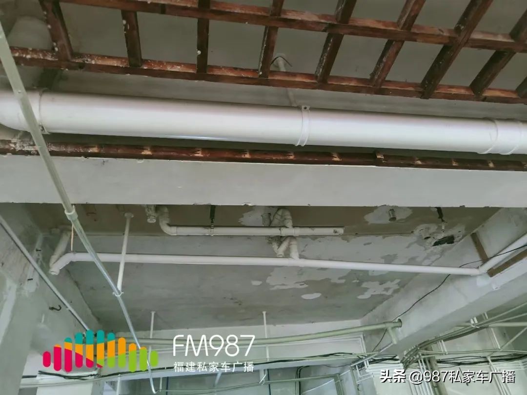 福州一小区业主不满：这家店凭啥能开？