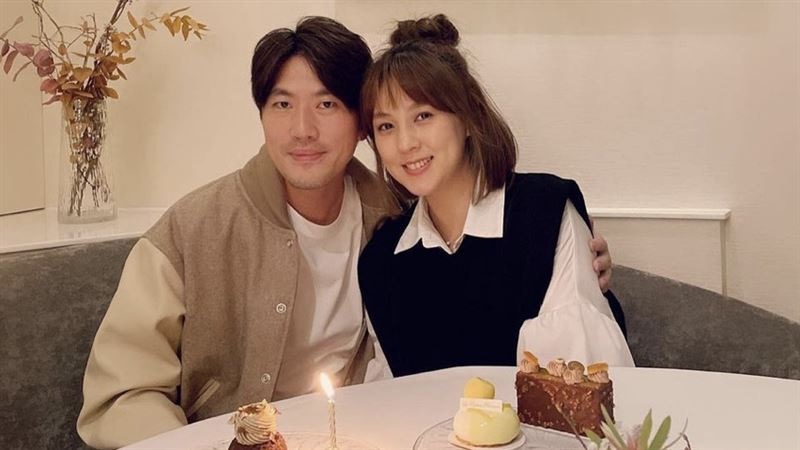 贾静雯发文为患癌弟媳鼓励，贾子辰透露下步治疗方案：切除双乳