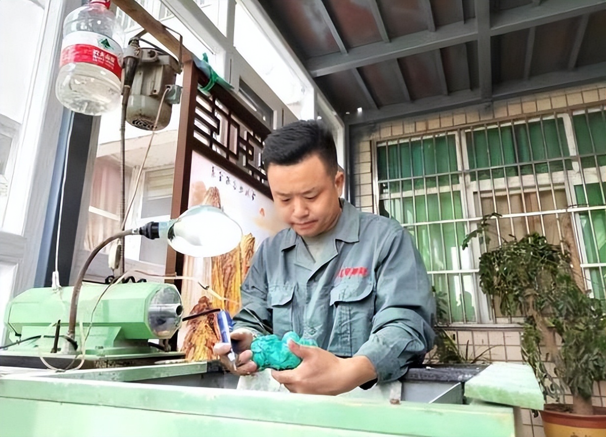 终评在即！第八届中国工艺美术大师评选，谁能笑到最后成为赢家