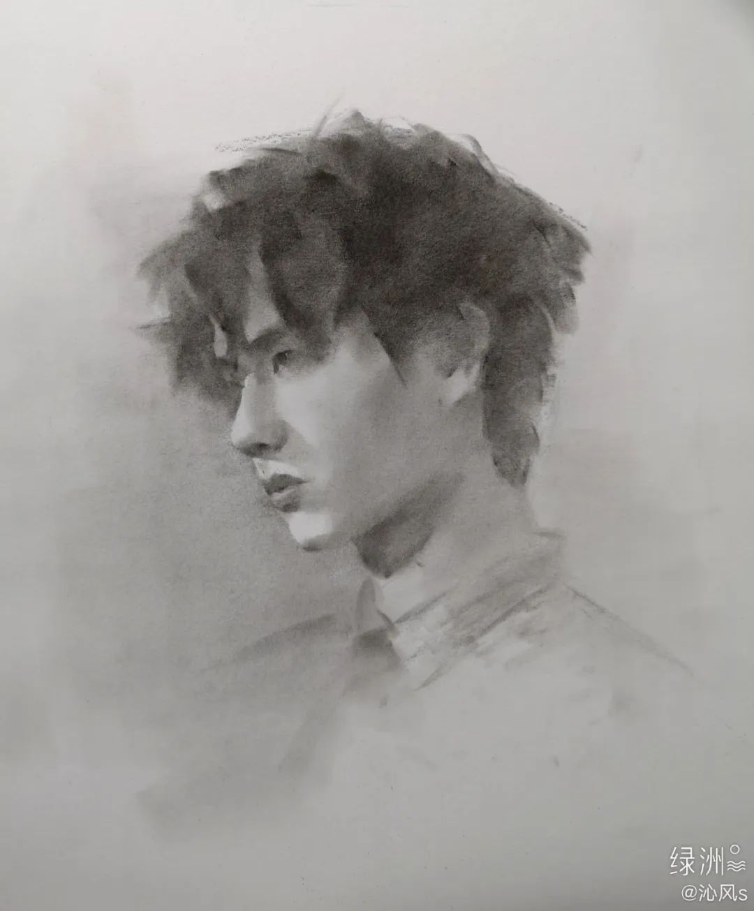 画皮画骨难画魂，她用木炭把明星画活了，王一博鞠婧祎眼神看醉了