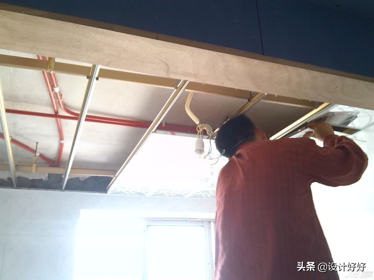 卫生间吊顶选防水石膏板还是铝扣板？装修必看指南