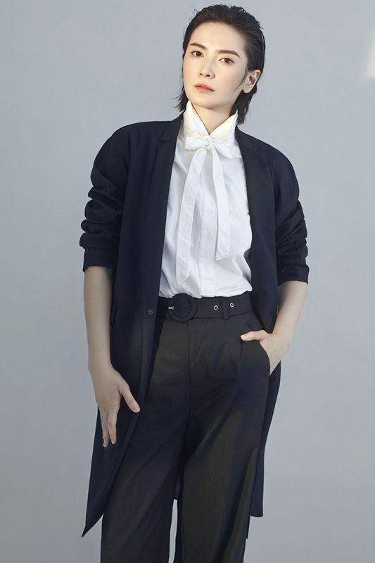 这才叫“女扮男装”，这10位女演员我差点就相信她们是男人了