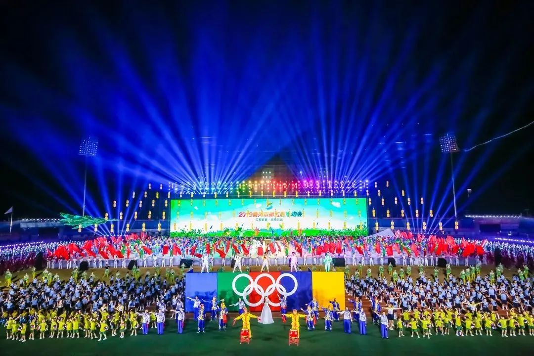 以“一课两活动”探索中职学校团建引领新途径