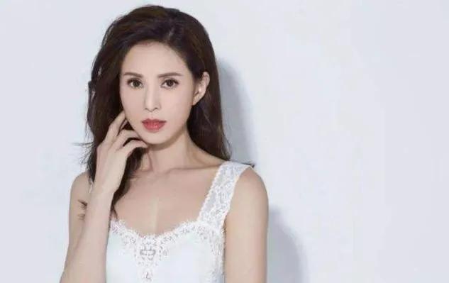 杨过（古天乐）和小龙女（李若彤）一对神仙眷侣会走到一起吗？