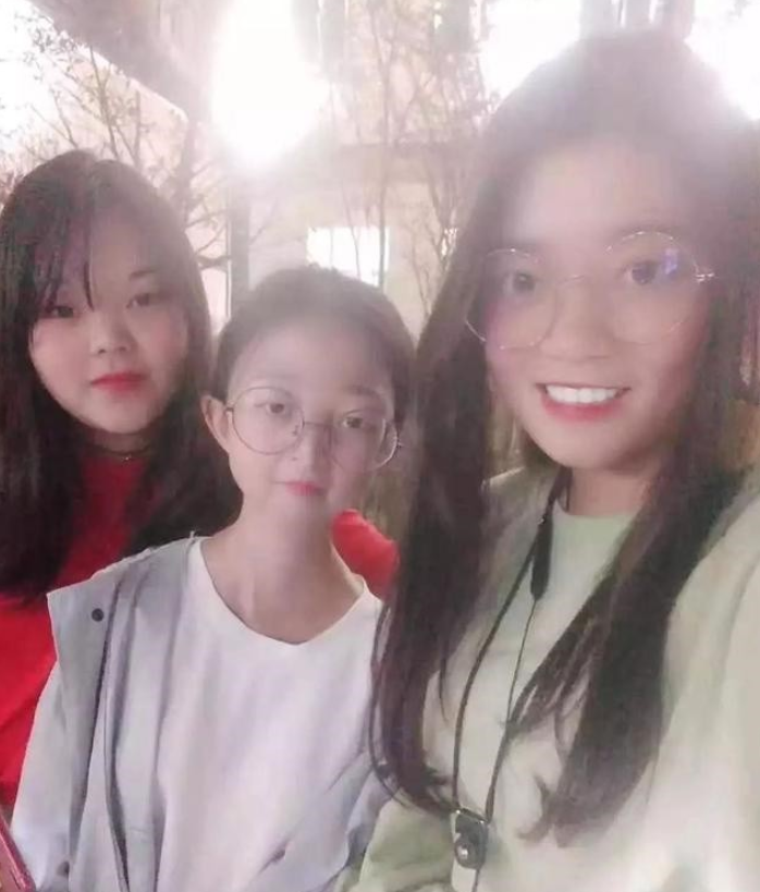 43斤女大学生，为救弟弟吃多年辣椒拌饭，去世前得知男友癌症病逝