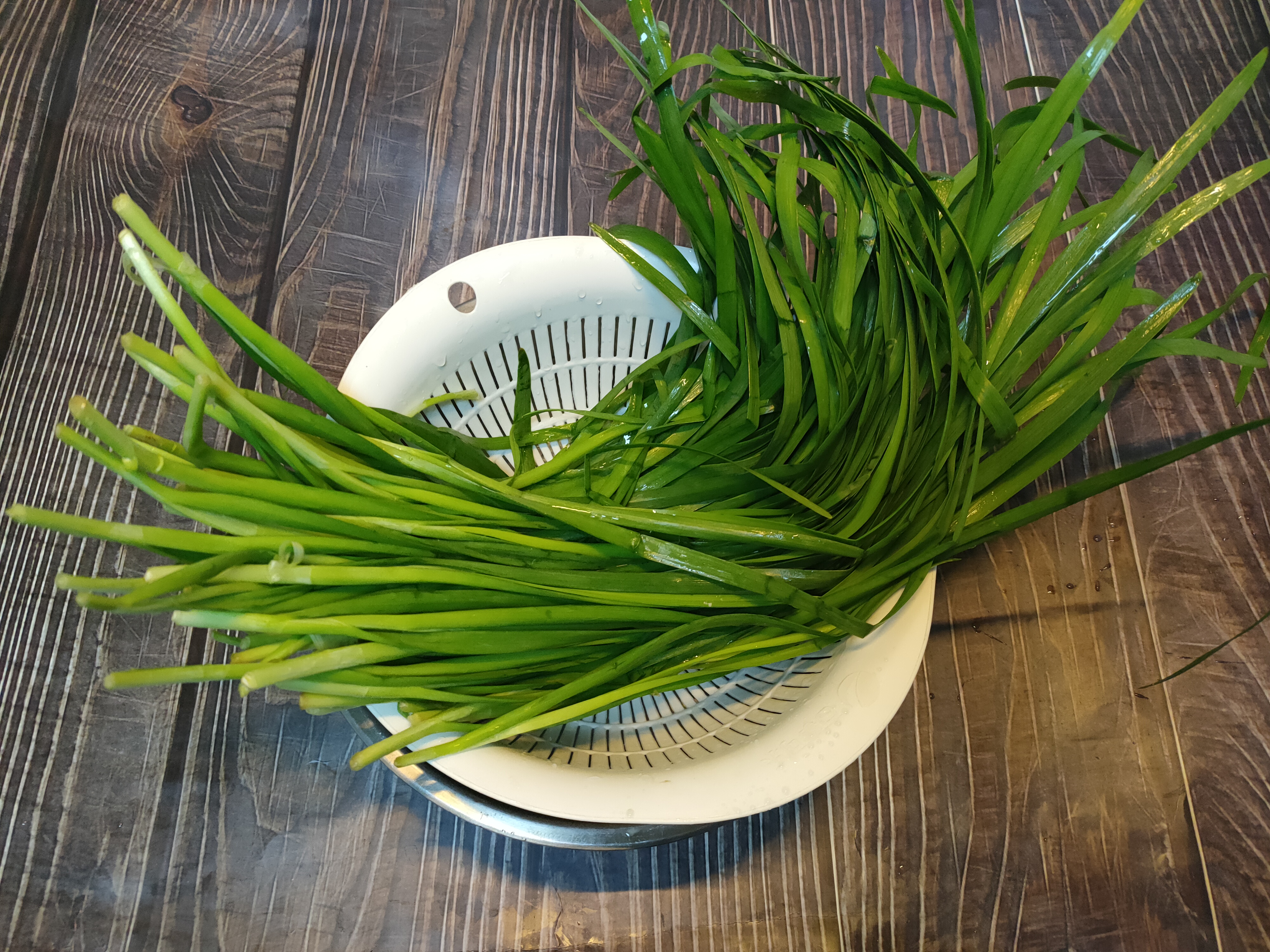 春天包韭菜馅饺子,不少人放错了“调料”,难怪不鲜不香不好吃