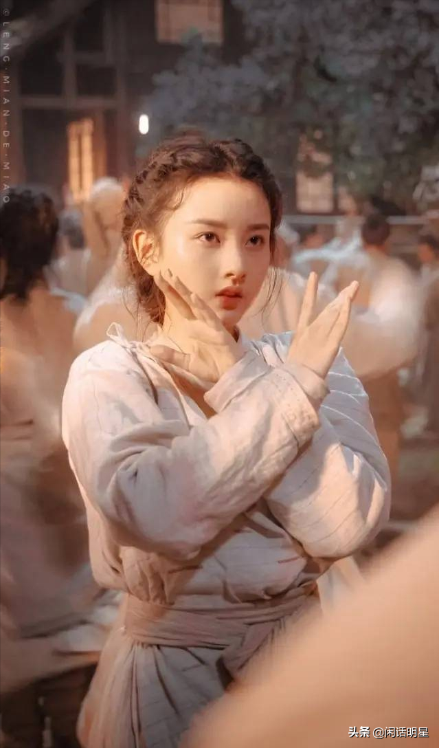 几位貌美如花的女星，就因为脖子不长，影响了气质