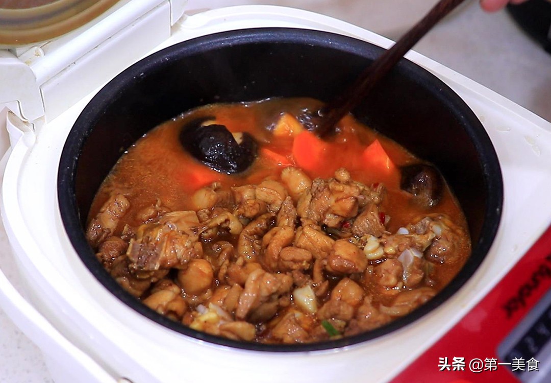 5道简单焖饭，饭和菜一锅出，简单几步就能上桌，下班到家做刚好
