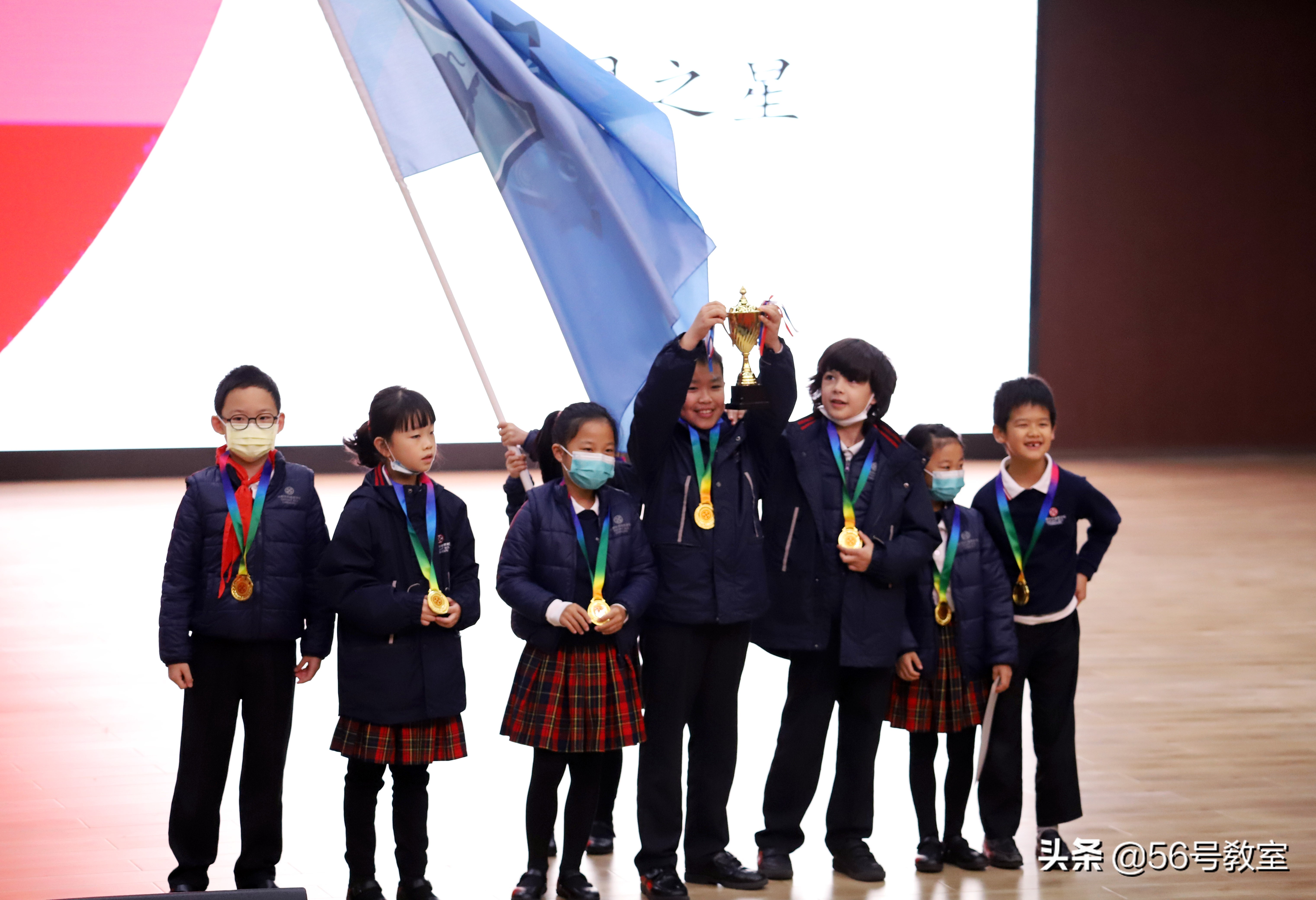 真是魔法学校！取消班级，成都这所中小学改设6个“学院”