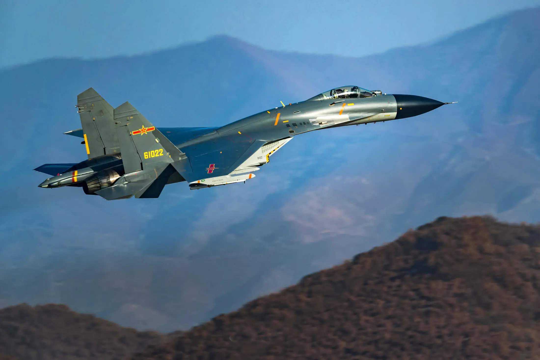 20��ǰ���̹�������й�����Ա��ѵ����ʽ̫���ֱ���治ת��30