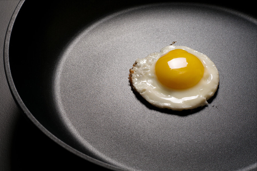 炒菜锅：铁锅、不粘锅、不锈钢锅、砂锅、铝锅，哪种锅更值得买？