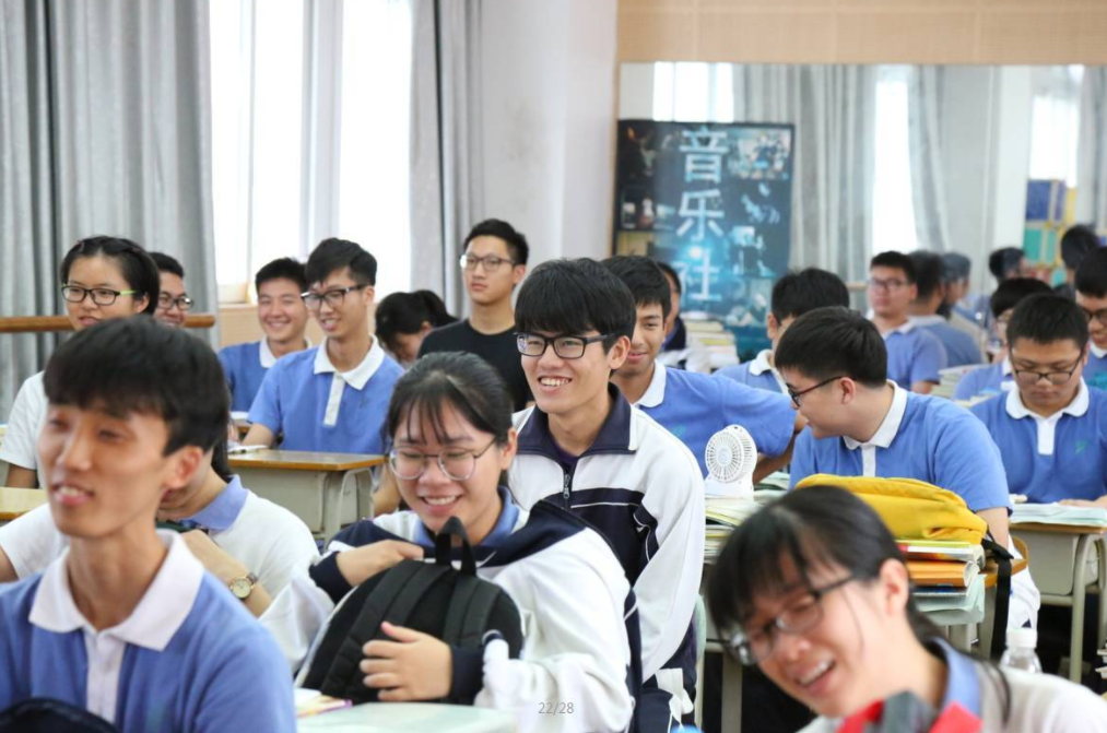 新高考模式下的“天坑”组合，学生可别踩雷，选好组合很重要