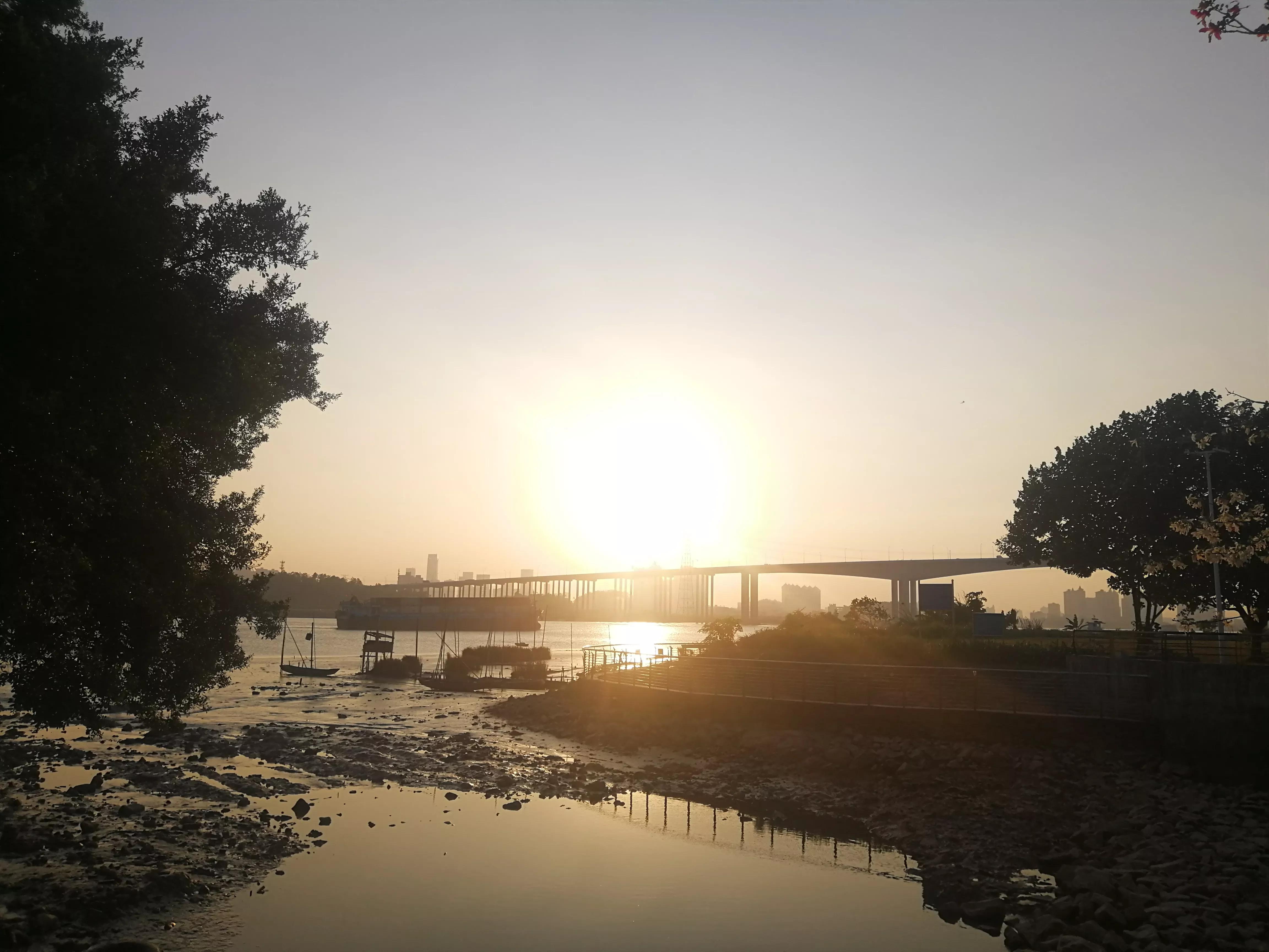 地铁4号线广州大学城一日游，带你体验不一样的大学城风景（A篇）