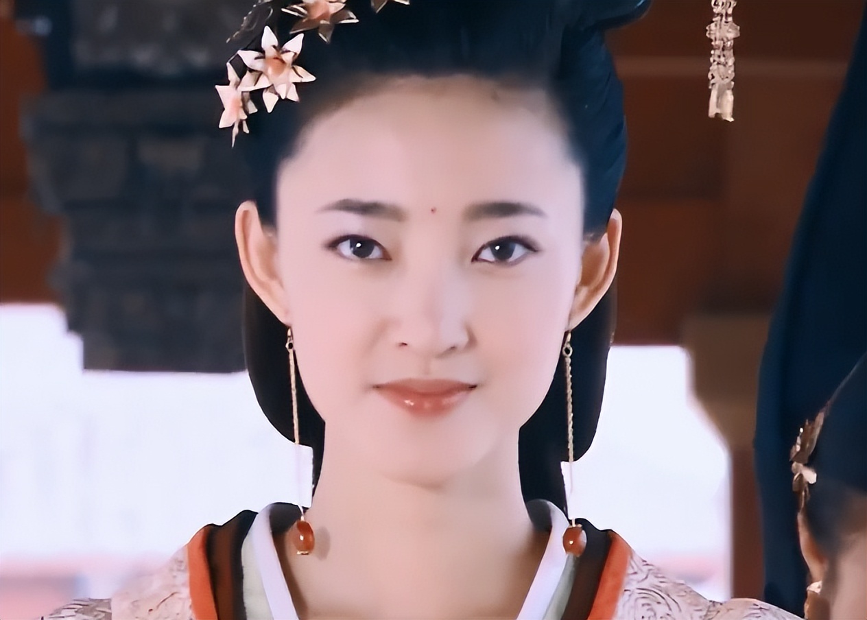 这10个女星，明明长得清纯无辜，演起“蛇蝎美人”却一个比一个狠