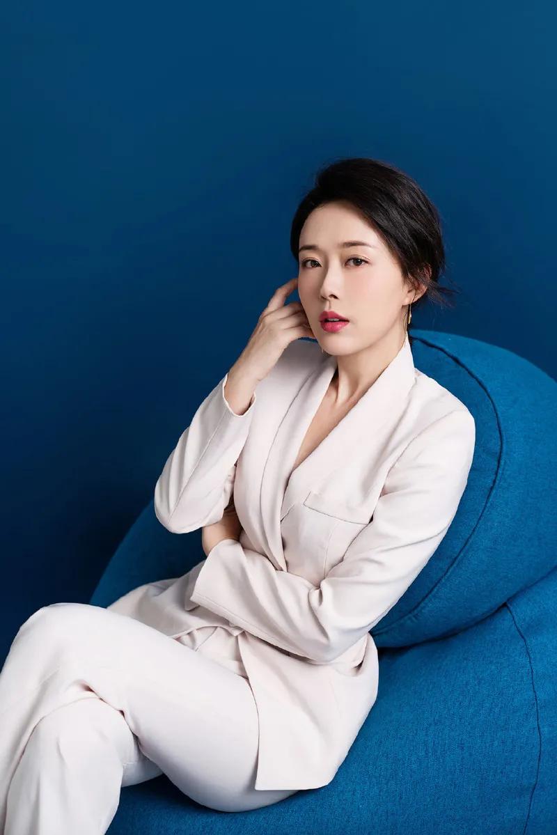 颜丹晨绝美照片