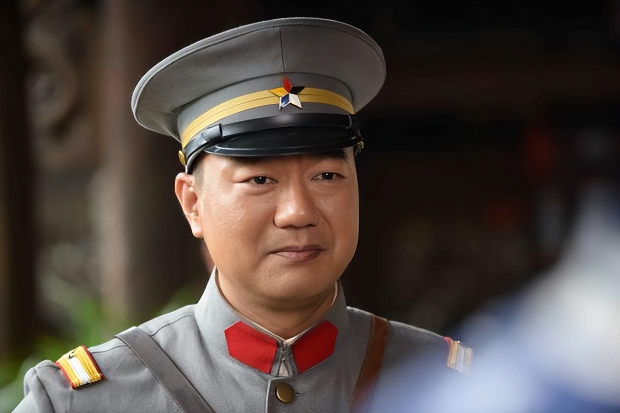 同样是演彭德怀，把宗利群、董勇和丁勇岱放一起看，差别就出来了