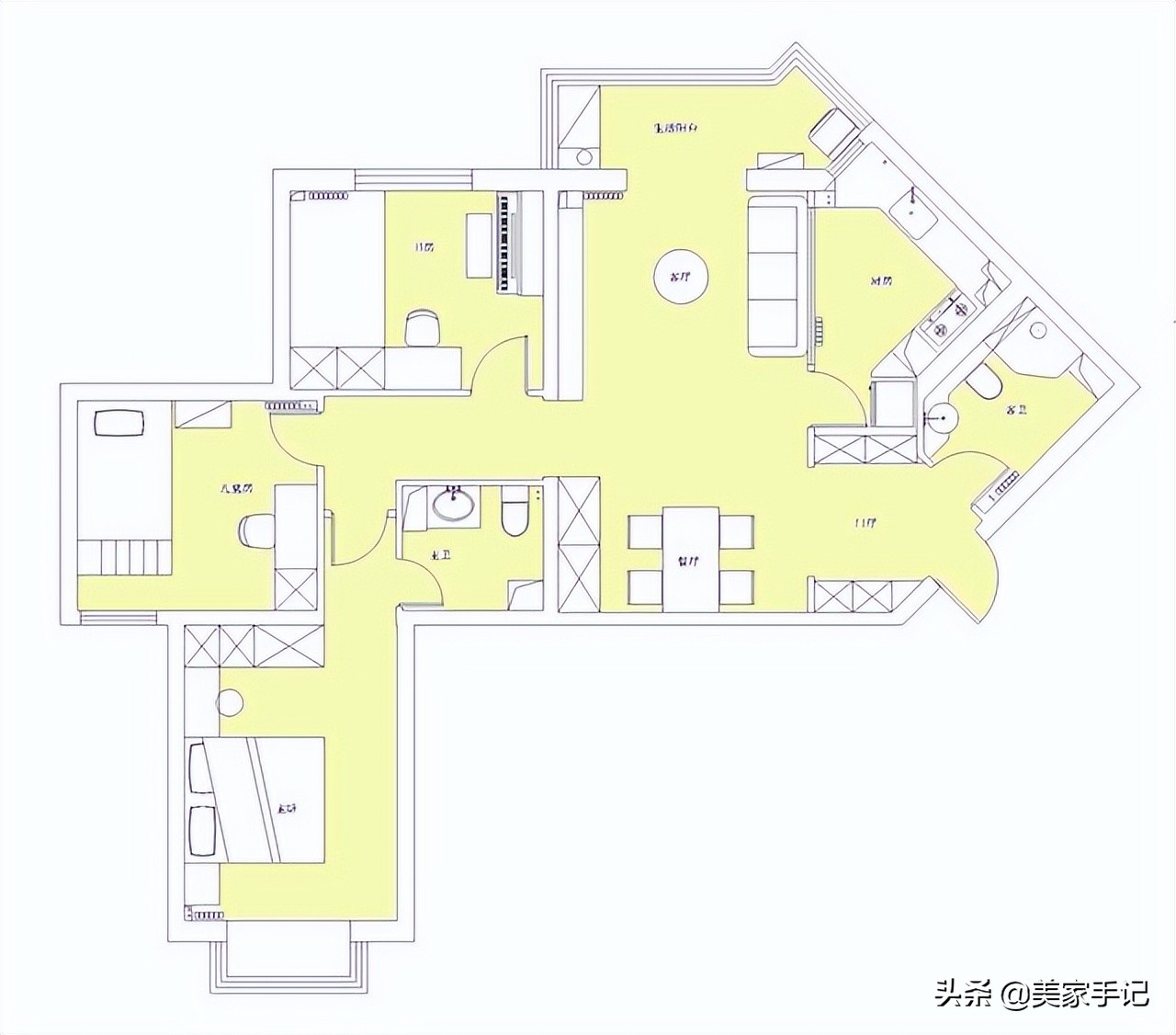 北京夫妇的“实用主义”火了，不吊顶不做电视墙，全屋简单又漂亮