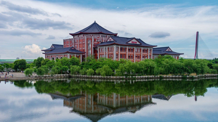 南方医科大学（12121）2022年成人高等教育招生简章