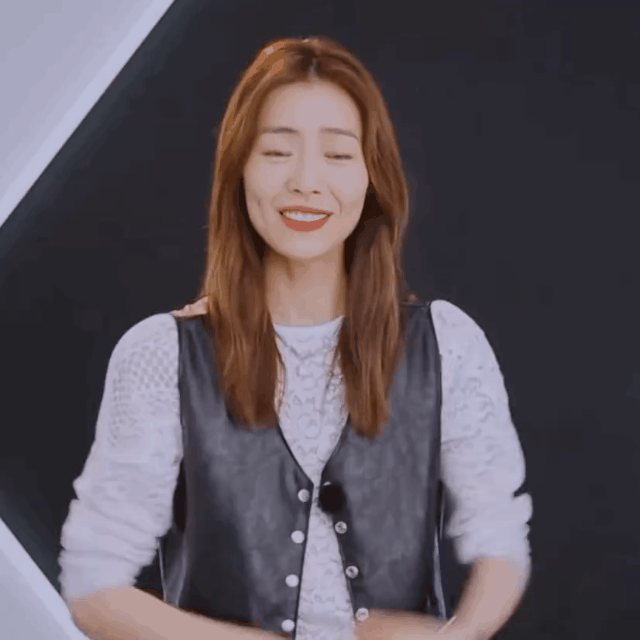 “女妖吉罗巴”？刘雯也被打扮成完全认不出的样子