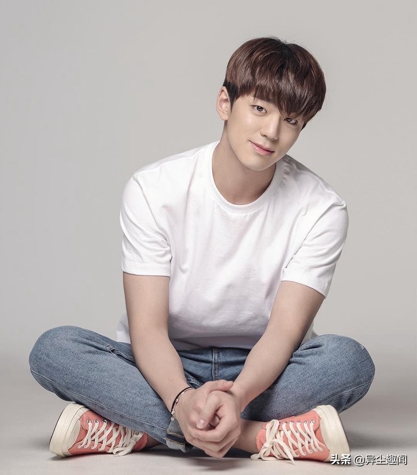 关于社内相亲金旻奎的6件事游泳选手出身私下是猫奴