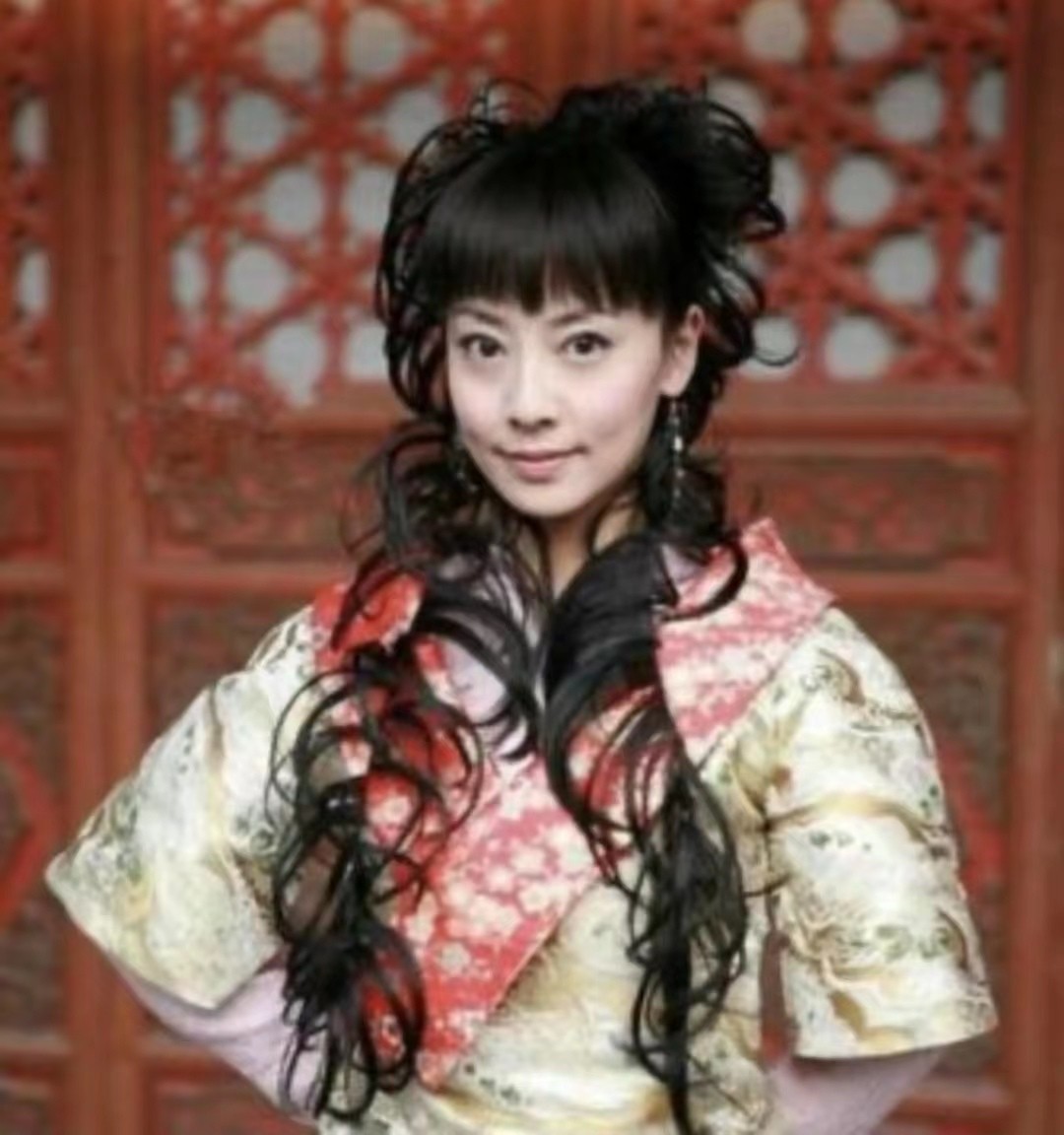 同样是“双马尾”，杨幂娇俏，吕一清纯，林心如太“辣眼睛”