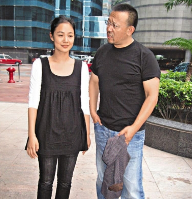 年龄不是问题！这些娱乐圈“老男人”，为何妻子越换越年轻？