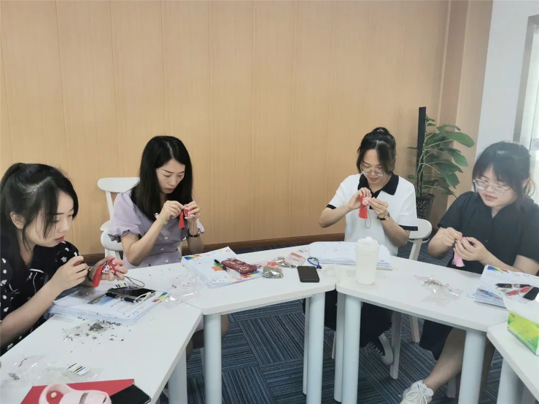 “粽”情端午 欢乐无限｜实验小学外国语学校工会委员会欢庆端午节