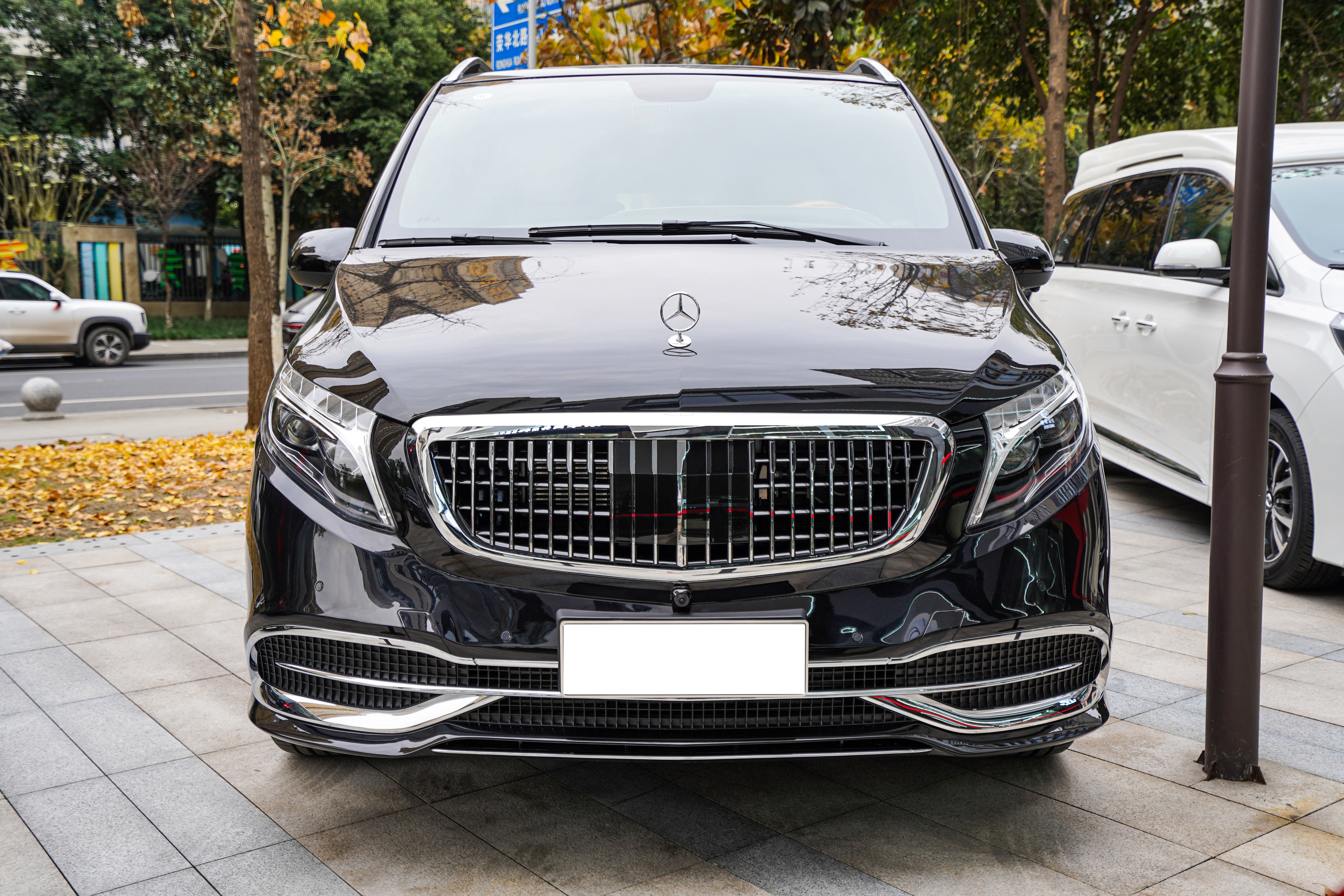 落地50来万王者奔驰vs680冲量特惠仅最后一台