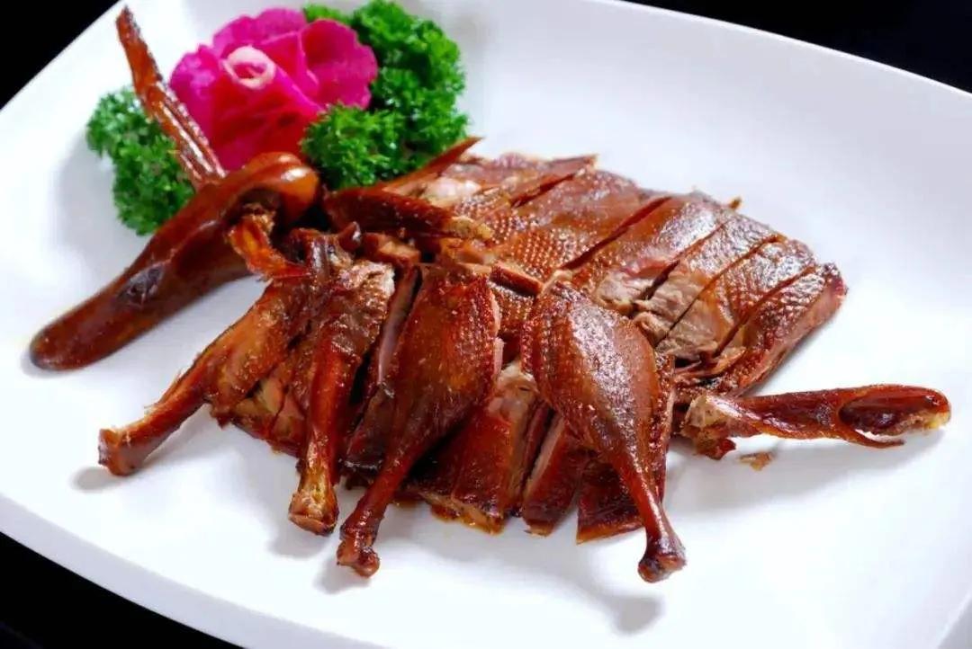 湖南最出名的15道湘菜，香辣过瘾都是湖南人心头爱，你吃过几种？