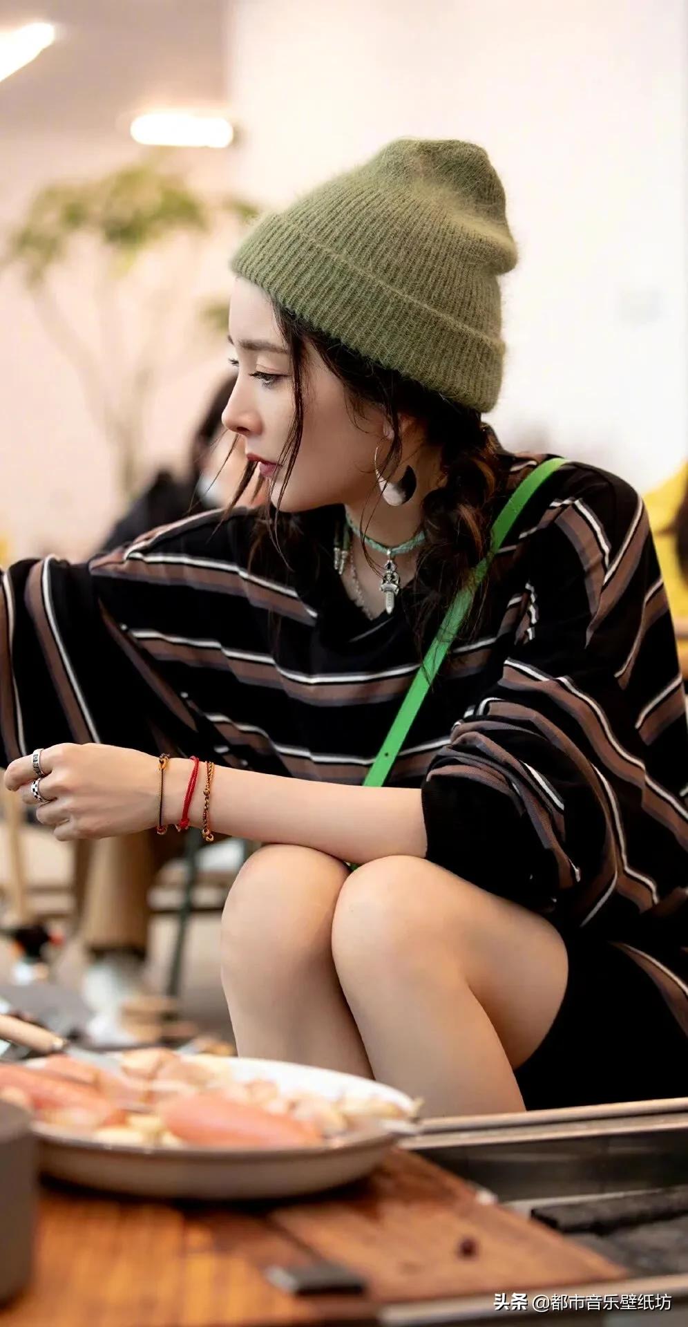 杨幂高清时尚穿搭美图壁纸精选